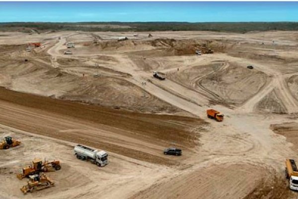 Refineria del Pacifico Movimientos de Tierra